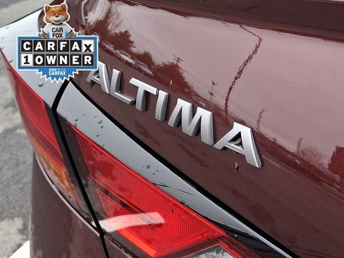 Used 2024 Nissan Altima 2.5 SV AWD/4WD image 28