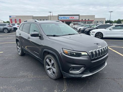 Used 2019 Jeep Cherokee Limited FWD image 1