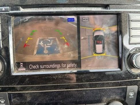 Certified 2020 Nissan Rogue SV w/ Premium Package image 11