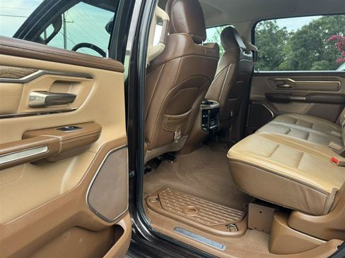 Used 2019 RAM 1500 Limited AWD/4WD image 22