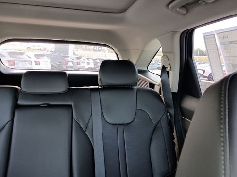 New 2026 Kia Sorento S w/ S Panoramic Sunroof Package image 14