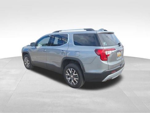 Used 2023 GMC Acadia SLE w/ Driver Convenience Package AWD/4WD image 4