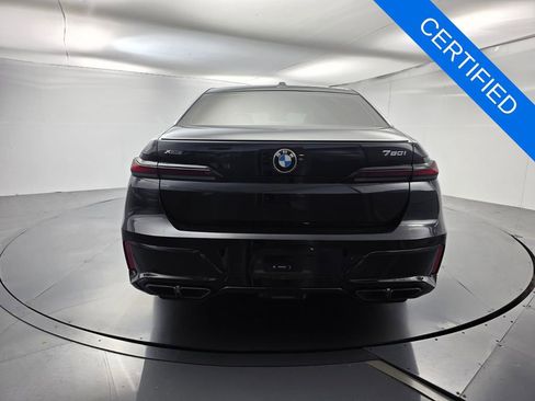 Certified 2024 BMW 760i xDrive w/ Executive Package AWD/4WD image 5