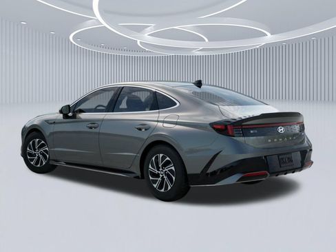 New 2026 Hyundai Sonata Blue FWD image 5