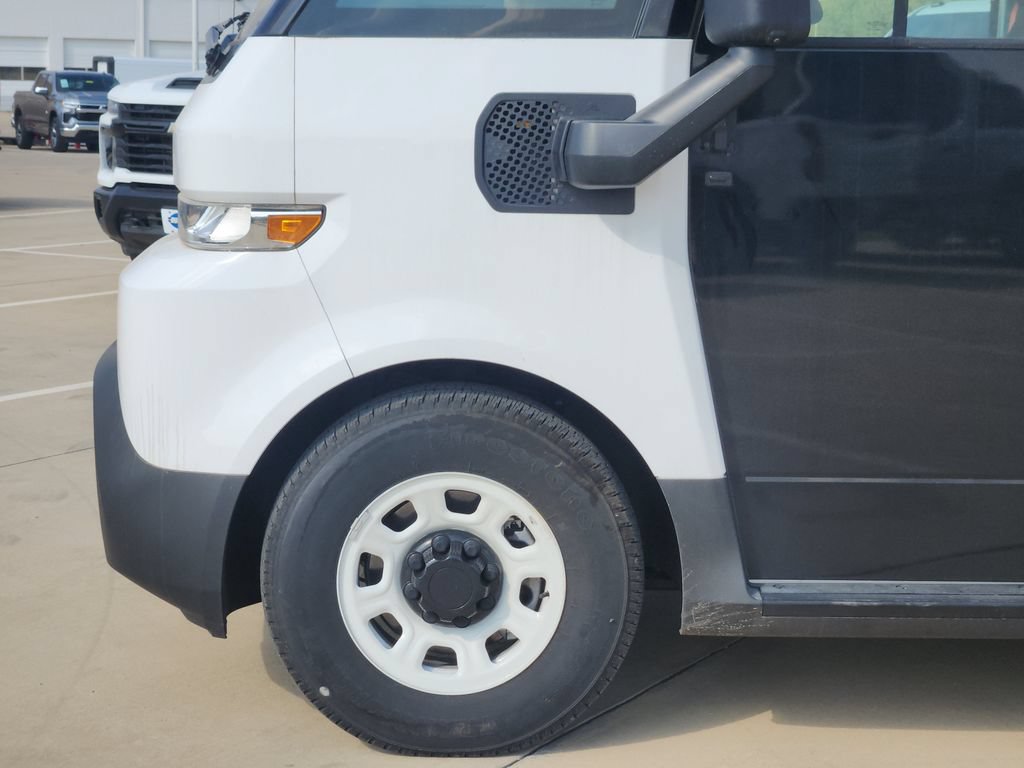 Used 2024 Chevrolet Brightdrop 600 w/ Battery Pack, Max Range AWD/4WD image 8