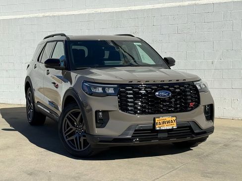 New 2026 Ford Explorer ST w/ Sun And Sound Package image 2