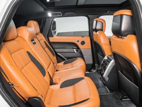 Used 2018 Land Rover Range Rover Sport Supercharged image 24