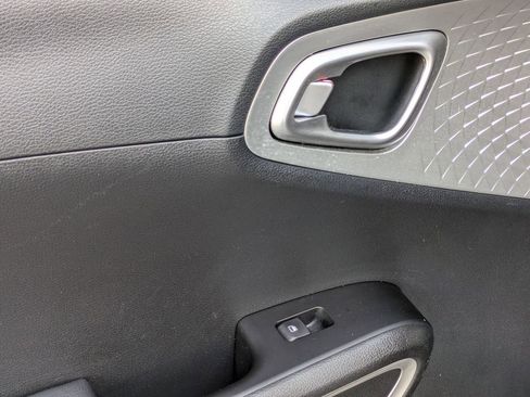 Used 2024 Kia Soul LX w/ Option Group 015 image 25