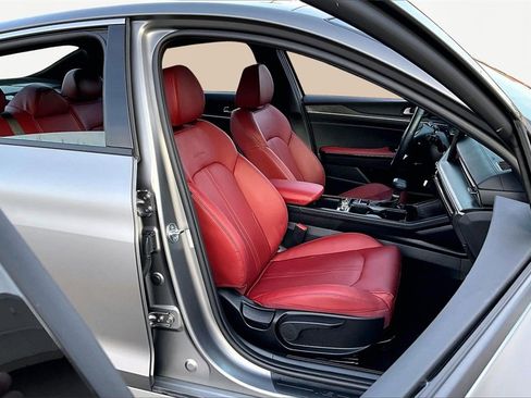 Used 2025 Kia K5 GT-Line w/ GT-Line Premium Package image 7