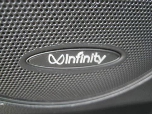 Used 2015 Kia Cadenza Premium w/ Luxury Package image 26