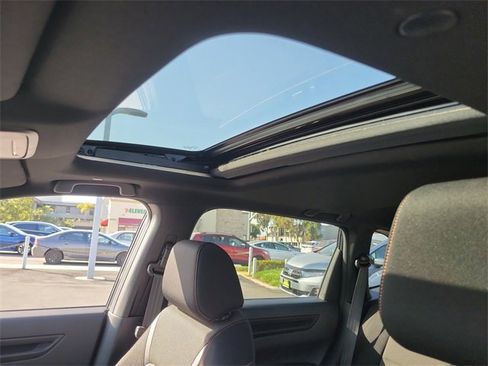 Certified 2025 Honda CR-V Sport image 33