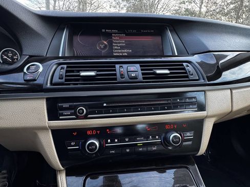 Used 2016 BMW 528i Sedan image 19