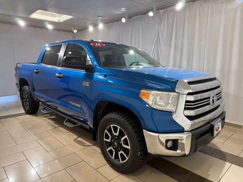 Used 2016 Toyota Tundra SR5 w/ TRD Off Road Package image 7