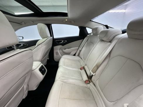 Used 2015 Chrysler 200 C w/ Navigation & Sound Group I image 8