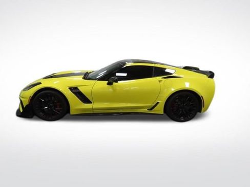 Used 2018 Chevrolet Corvette Z06 w/ Battery Protection Package image 2