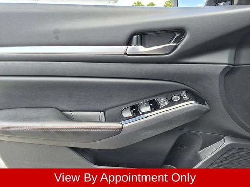 Used 2025 Nissan Altima 2.5 SR FWD image 20