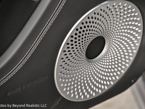 Used 2023 Bentley Continental GT V8 image 29