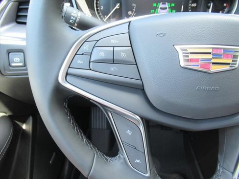 New 2026 Cadillac XT5 Luxury w/ LPO, Floor Liner Package FWD image 20