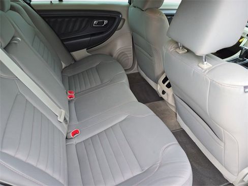 Used 2012 Ford Taurus SE image 13