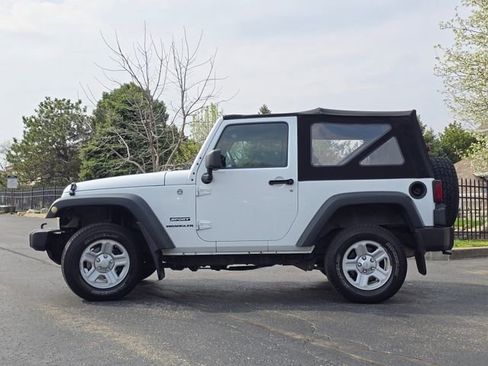 Used 2013 Jeep Wrangler Sport image 23