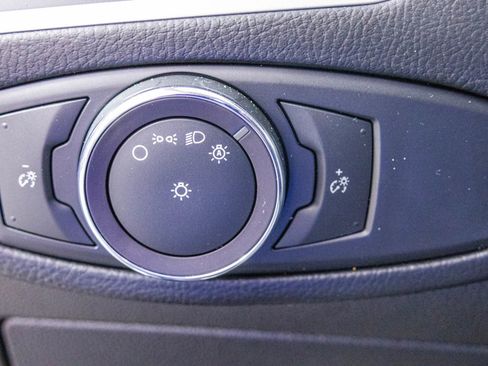 Used 2018 Ford Edge SEL w/ Equipment Group 201A image 20