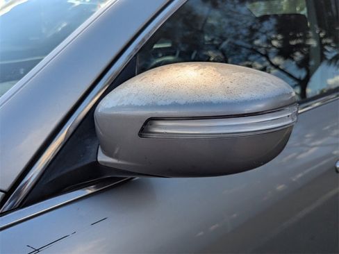 Used 2010 Hyundai Genesis 4.6 w/ Technology Pkg 5 image 20