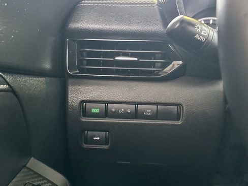 Used 2024 Nissan Sentra SV w/ All-Weather Package image 40