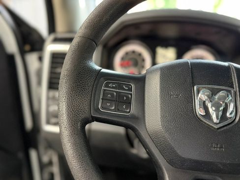 Used 2017 RAM 2500 SLT AWD/4WD image 25