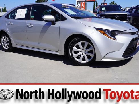 Certified 2025 Toyota Corolla LE FWD image 1