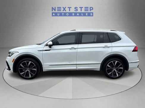 Used 2022 Volkswagen Tiguan SEL R-Line AWD/4WD image 4