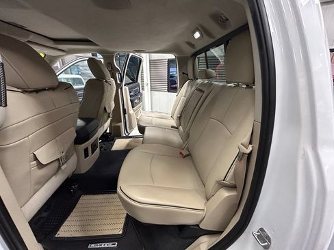 Used 2018 RAM 3500 Laramie Longhorn AWD/4WD image 54