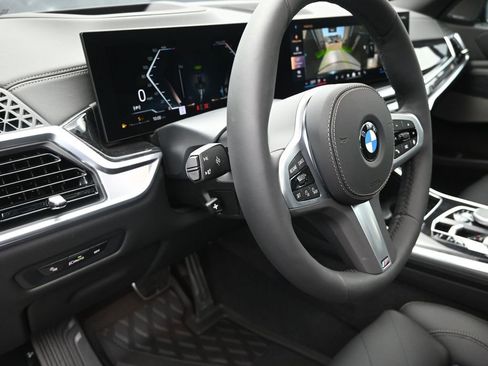 New 2026 BMW X5 sDrive40i w/ M Sport Package RWD image 12