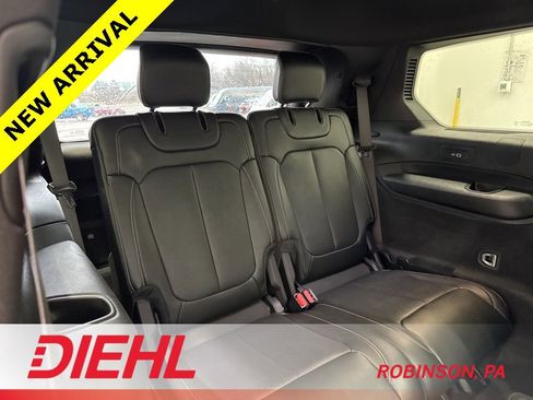Used 2023 Jeep Grand Cherokee L Overland image 14