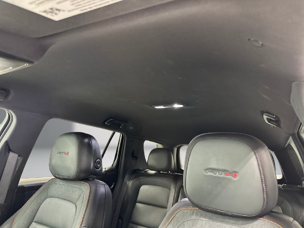 Used 2026 GMC Terrain AT4 AWD/4WD image 17