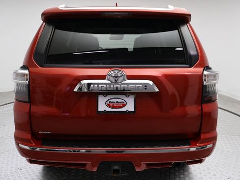 Used 2022 Toyota 4Runner Limited image 10