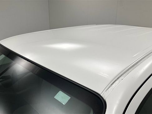 Used 2019 Nissan Frontier SV image 12