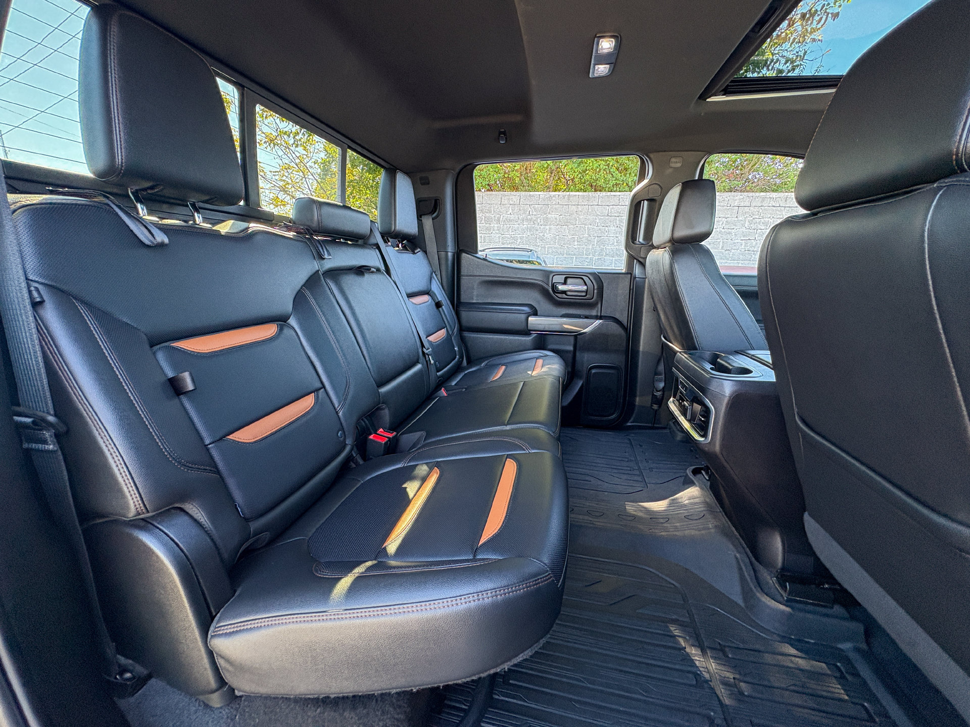 Used 2019 GMC Sierra 1500 AT4 w/ AT4 Premium Package AWD/4WD image 26