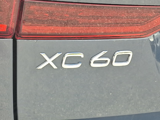 Used 2026 Volvo XC60 B5 Plus AWD/4WD image 29