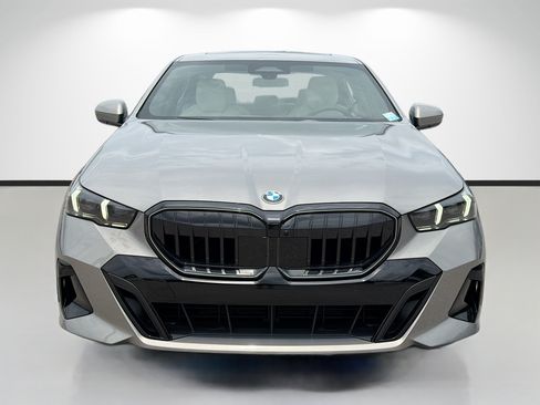New 2027 BMW 530i w/ M Sport Package RWD image 8