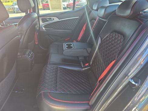 Used 2023 Genesis G70 3.3T w/ Sport Prestige Package image 15