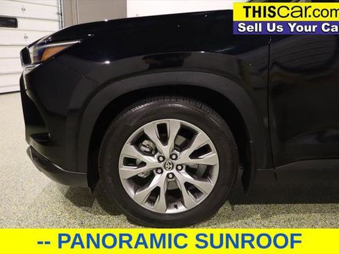 Used 2024 Toyota Grand Highlander XLE image 11