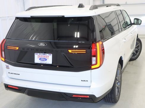 New 2025 Ford Expedition Max Platinum w/ Stealth Performance Package image 46