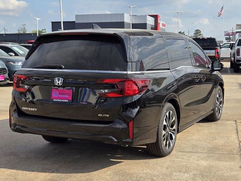 New 2026 Honda Odyssey Elite image 4