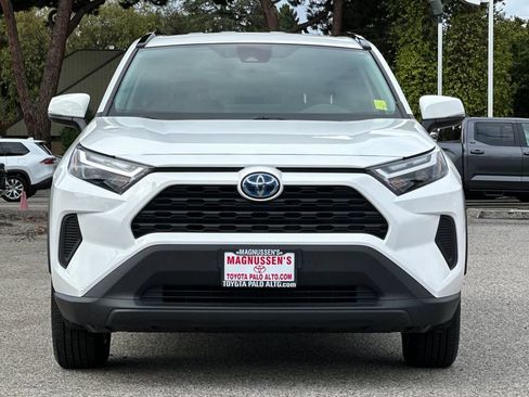 Certified 2024 Toyota RAV4 LE AWD/4WD image 8