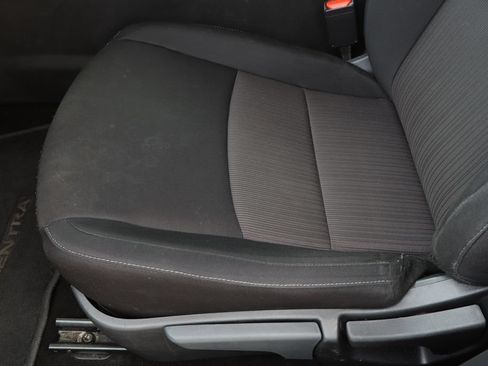 Used 2024 Nissan Sentra SV FWD image 19