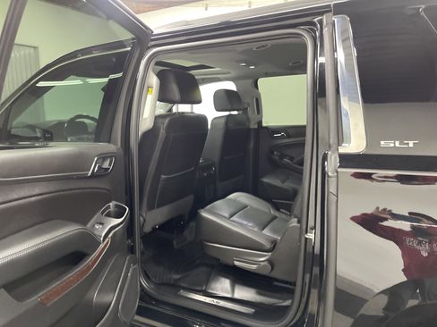 Used 2020 GMC Yukon XL SLT AWD/4WD image 13