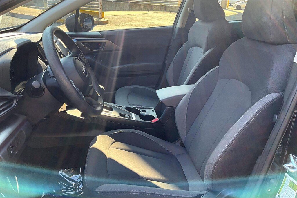 Used 2024 Subaru Impreza 2.0i AWD/4WD image 14