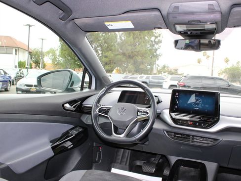 Used 2021 Volkswagen ID.4 Pro RWD image 20