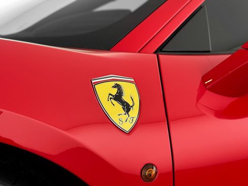 Used 2019 Ferrari 488 Pista Coupe RWD image 41