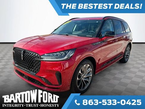 Used 2025 Lincoln Aviator 2WD w/ Jet Appearance Package image 31